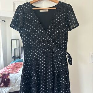 Abercrombie Dress - Black dot faux wrap dress 👗 Sz Medium